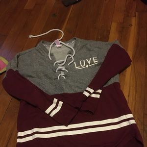 Maroon/Grey shirt